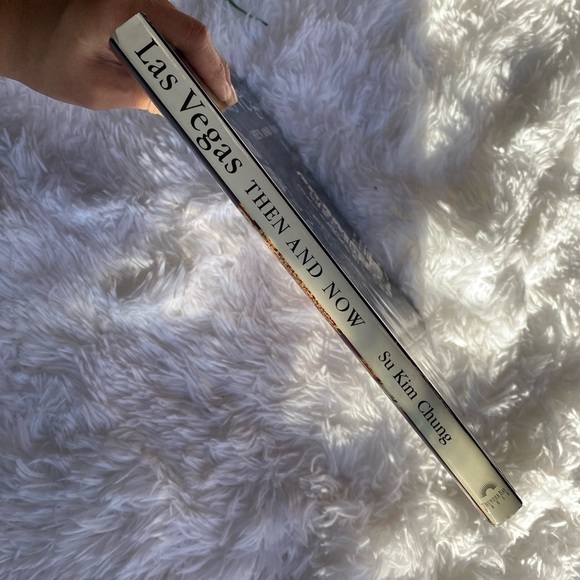 Las Vegas Then and Now by Su Kim Chung Coffee table Book - Picture 4 of 5